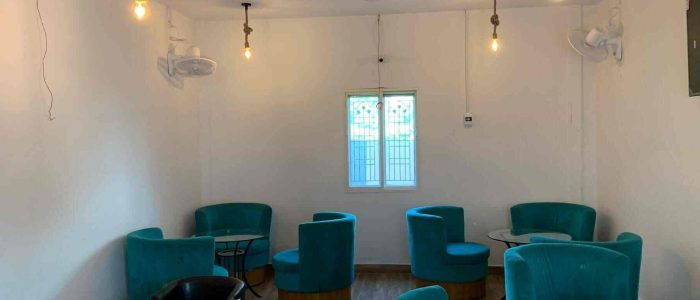 deeyas restaurant and bar