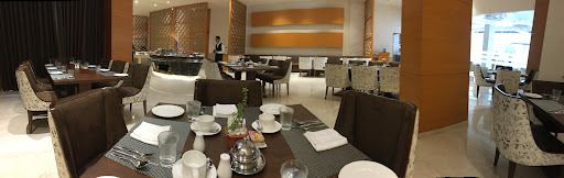 Sarovar Portico - Lancer Bar