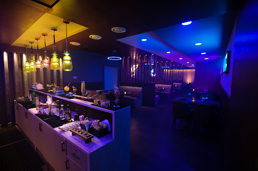 Astro Bar