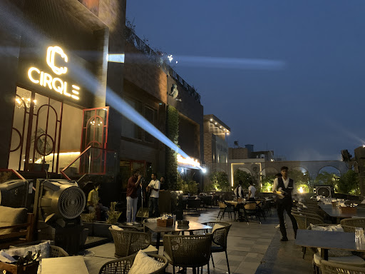 CIRQLE
