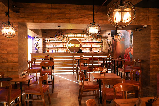 Somras Cafe & Bar